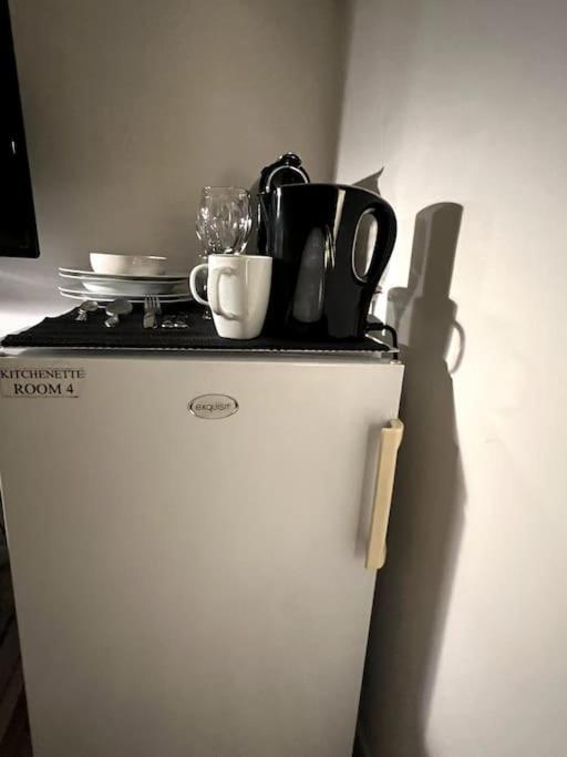 Room 404 - Eindhoven - By T&S. Kültér fotó